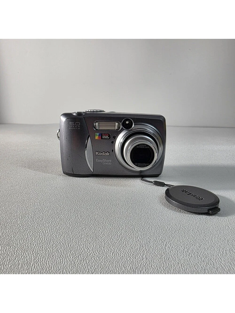 Kodak EasyShare DX4530 5.0MP Digital Point & Shoot Camera 3x Optical